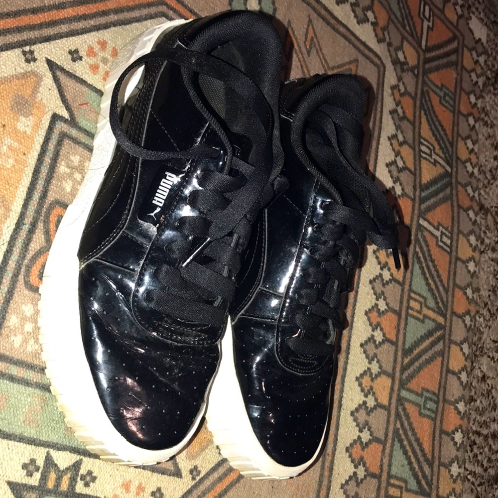 Puma Sneakers